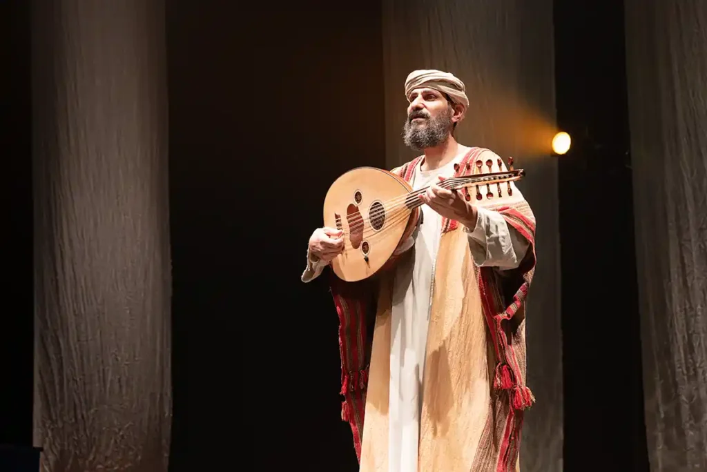 Espetáculo “O Profeta”, releitura filosófica da obra de Gibran Khalil Gibran, chega a Curitiba em curta temporada