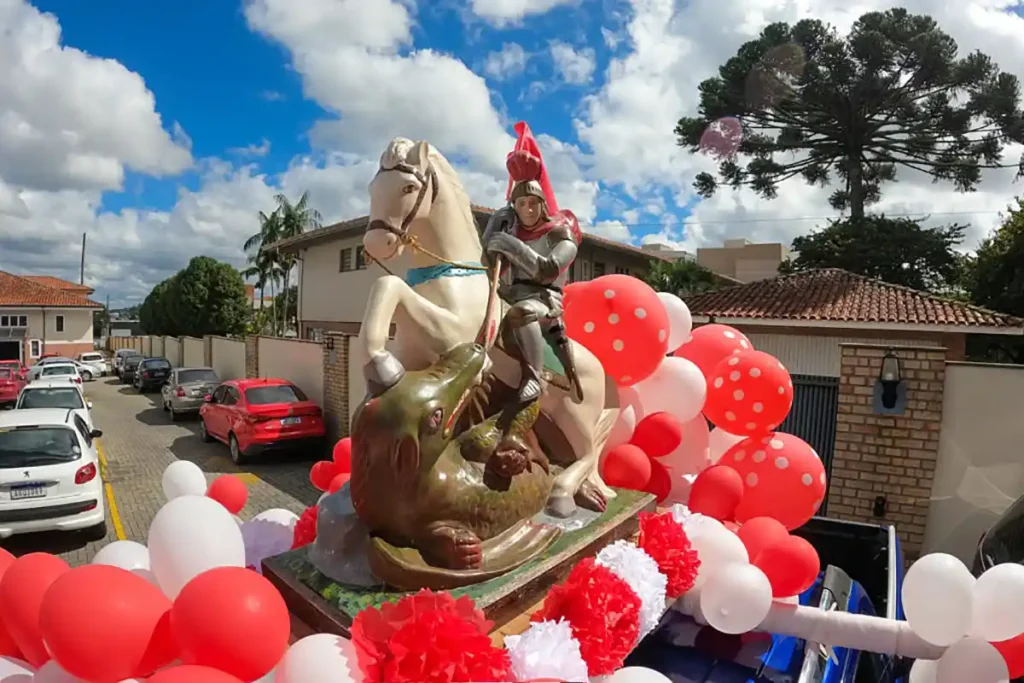 Festa de São Jorge em Curitiba: Programação Completa e Tradição do Bolo de São Jorge Festa de São Jorge em Curitiba: Programação Completa e Tradição do Bolo de São Jorge