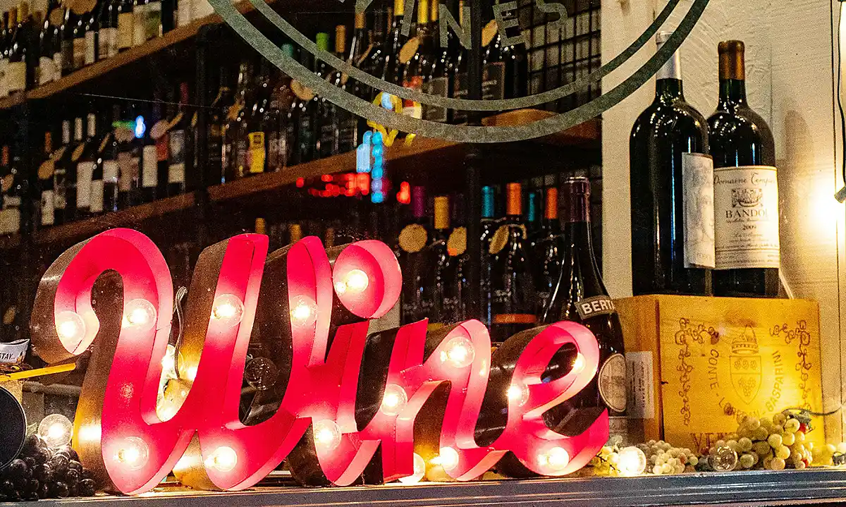 Wine Personnalité: a primeira loja de personalização de vinhos e empórios