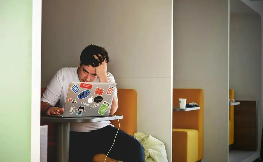 Aprender a juntar dinheiro: conscientização financeira no Dia do Trabalhador