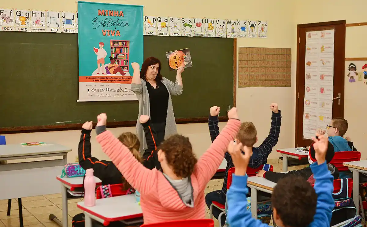 Projeto de estímulo à leitura percorre dez novos municípios do Paraná