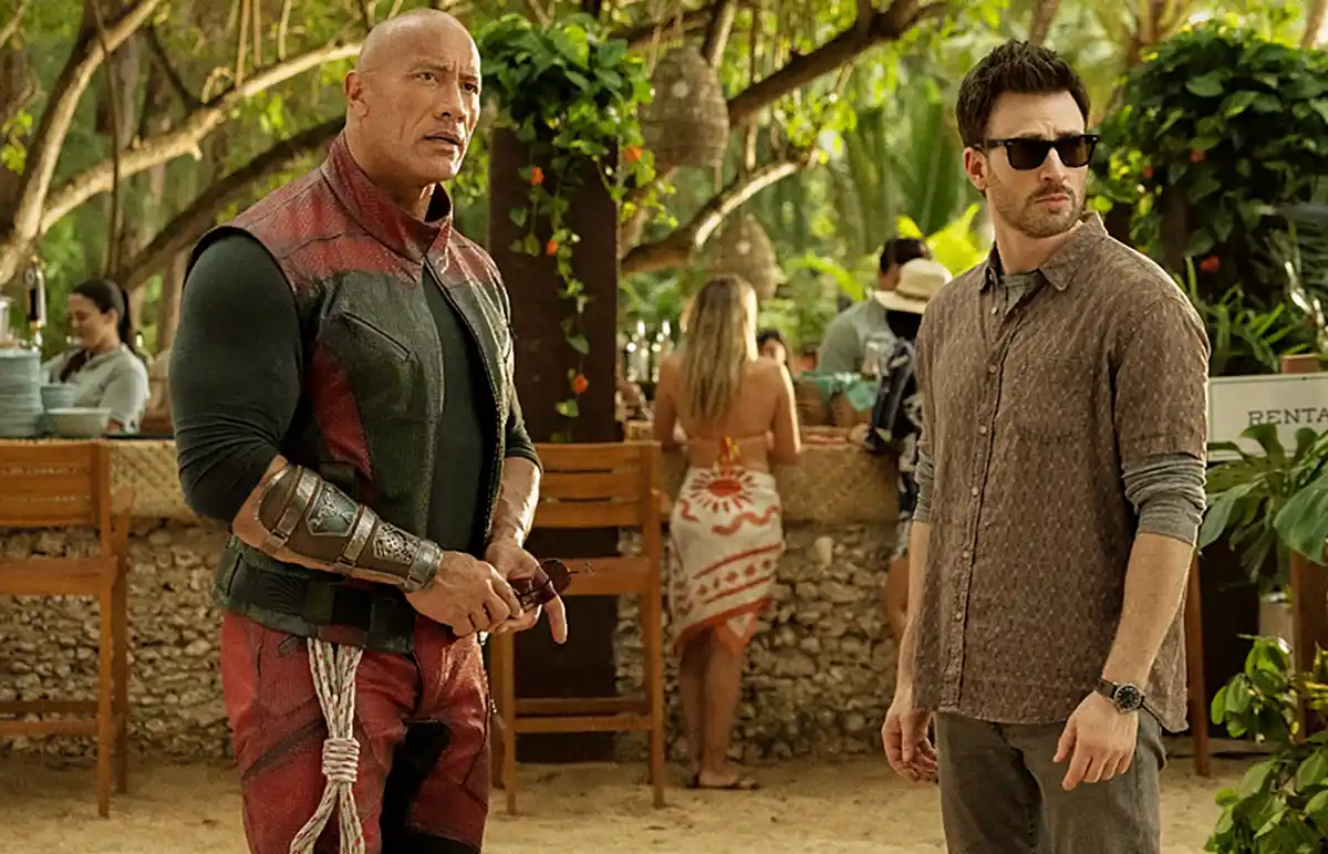 Operação Natal: Warner Bros. Pictures lança primeiro trailer do filme estrelado por Chris Evans e Dwayne Johnson
