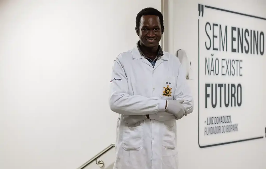 Apoio e acolhimento: imigrantes e refugiados conquistam oportunidade de crescimento em empresas brasileiras Apoio e acolhimento: imigrantes e refugiados conquistam oportunidade de crescimento em empresas brasileiras