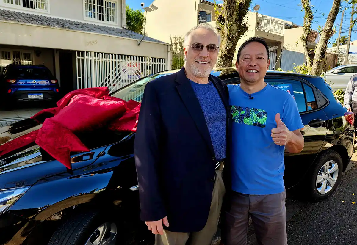 Morador do Boqueirão recebe visita do fundador do Condor, Joanir Zonta