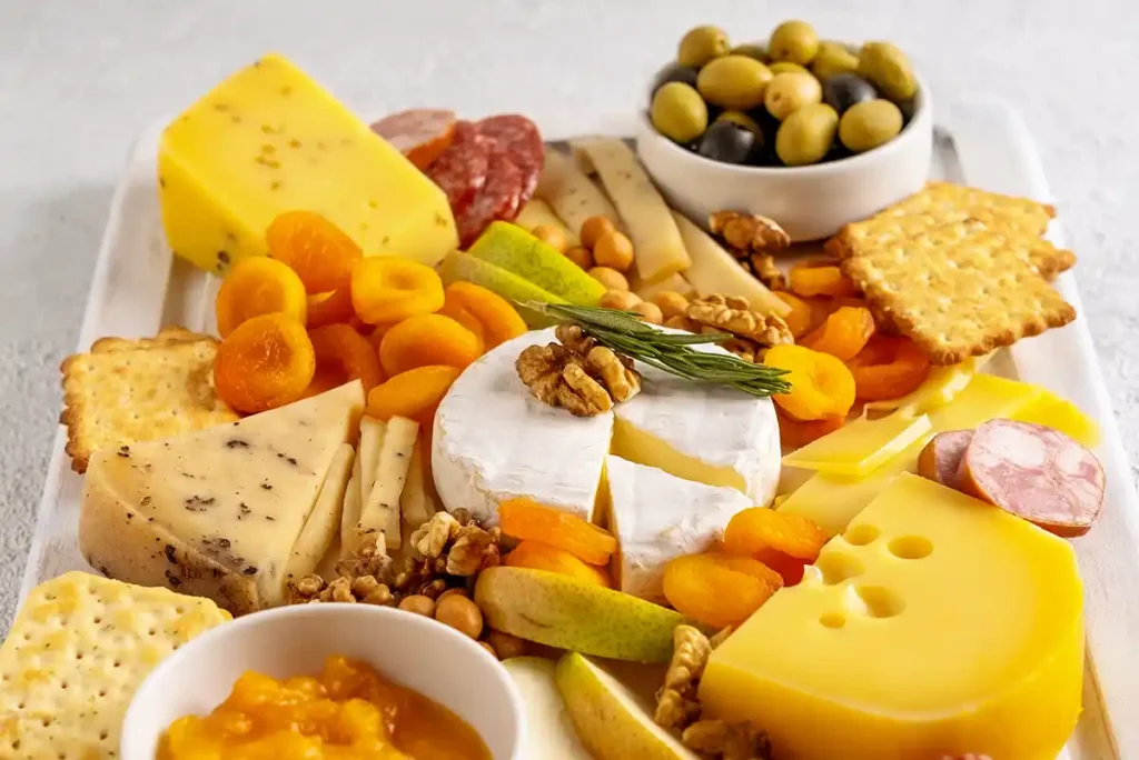 Cardápio premiado: saiba como adicionar queijos finos reconhecidos internacionalmente em jantar especial