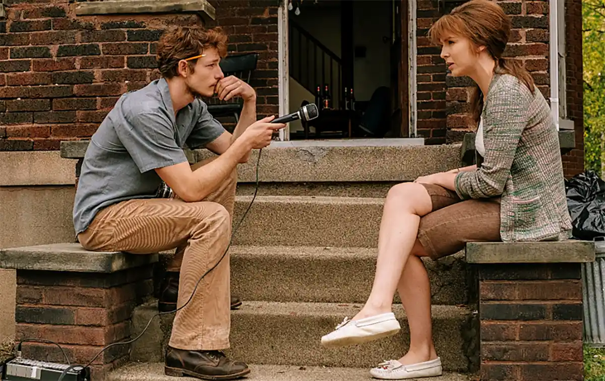 Jodie Comer diz que sua personagem em Clube dos Vândalos foi inspirada em uma mulher “muito intensa, profunda, articulada e inteligente