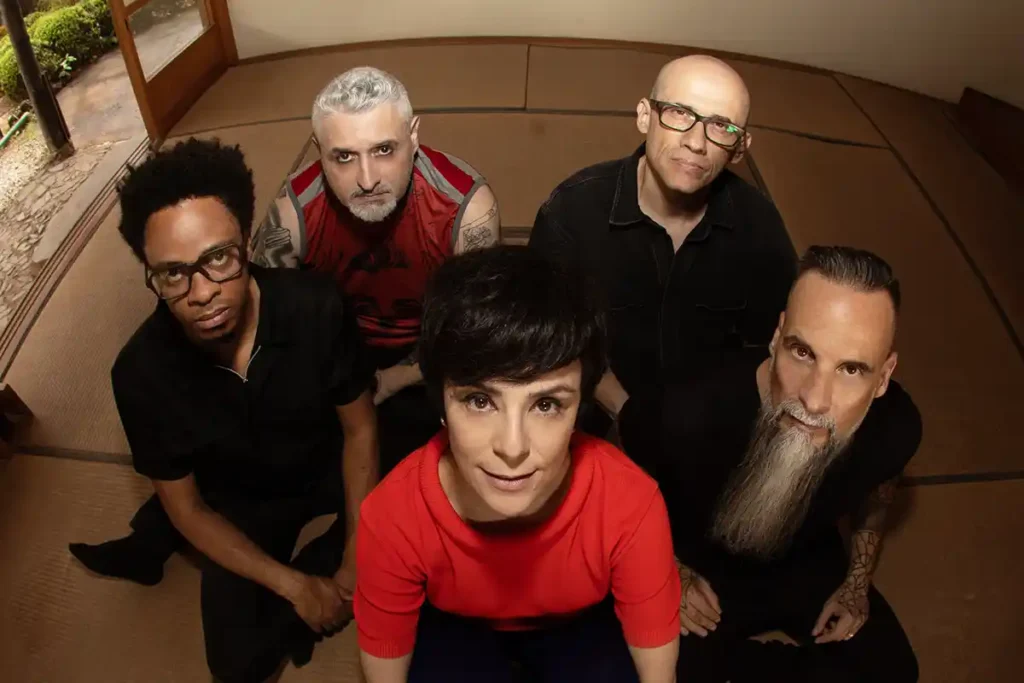 Pato Fu volta a Curitiba com turnê de 30 anos