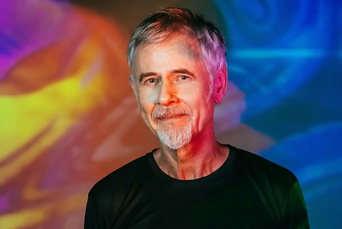 Ritchie celebra 40 anos de “Menina Veneno” com a turnê “A Vida Tem Dessas Coisas” em Curitiba