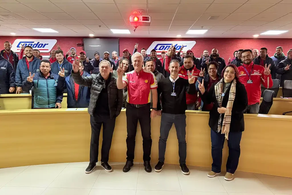 Expert em combustíveis, Gilberto Pose, realiza treinamento para colaboradores dos Autopostos Condor Shell Expert em combustíveis, Gilberto Pose, realiza treinamento para colaboradores dos Autopostos Condor Shell