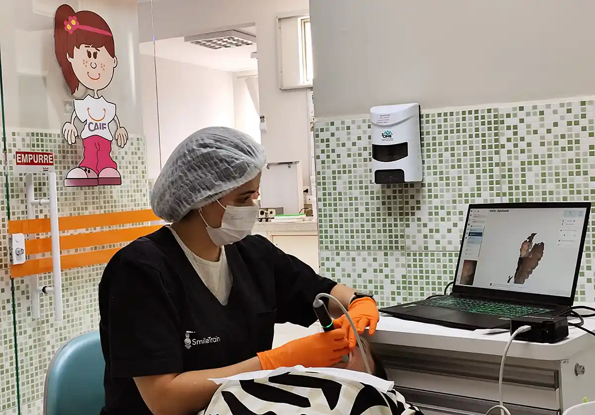 Pesquisa busca avançar no tratamento de crianças e adolescentes com fissura labiopalatina com alinhadores transparentes Pesquisa busca avançar no tratamento de crianças e adolescentes com fissura labiopalatina com alinhadores transparentes