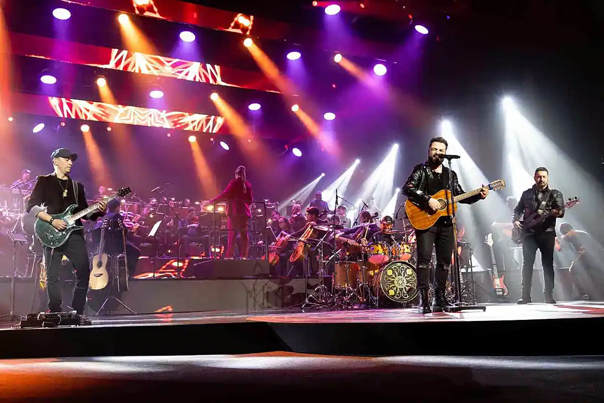 35+: Rosa de Saron apresenta nova turnê em Curitiba 35+: Rosa de Saron apresenta nova turnê em Curitiba