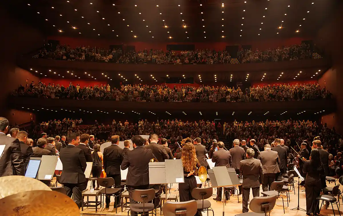 Orquestra Sinfônica do Paraná traz o pianista Cristian Budu para encerramento do Ciclo Brahms Orquestra Sinfônica do Paraná traz o pianista Cristian Budu para encerramento do Ciclo Brahms