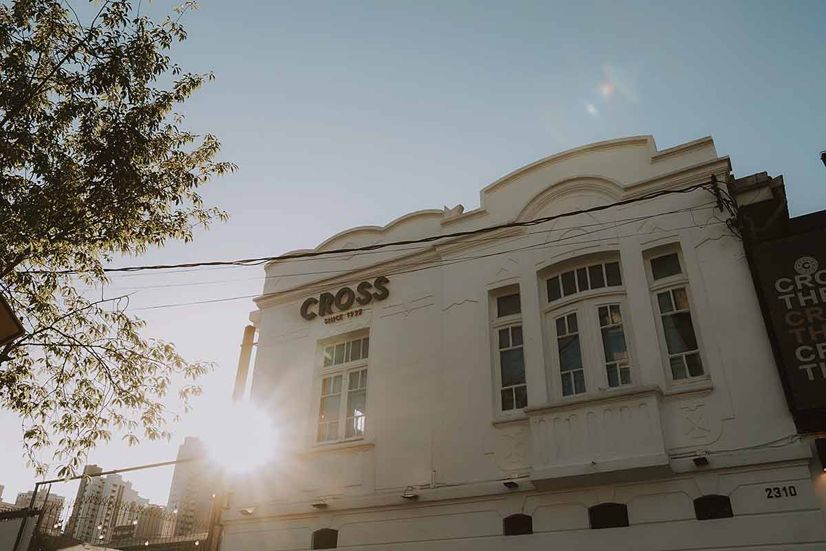 Crossroads recebe o baixista do Angra, Felipe Andreoli, nesta quinta-feira Crossroads recebe o baixista do Angra, Felipe Andreoli, nesta quinta-feira