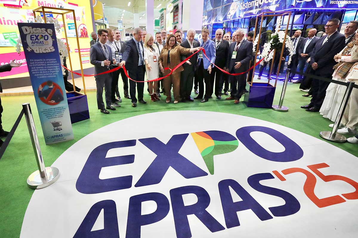 1º dia da ExpoApras reforça colaboração entre o setor supermercadista e o cooperativismo paranaense 1º dia da ExpoApras reforça colaboração entre o setor supermercadista e o cooperativismo paranaense