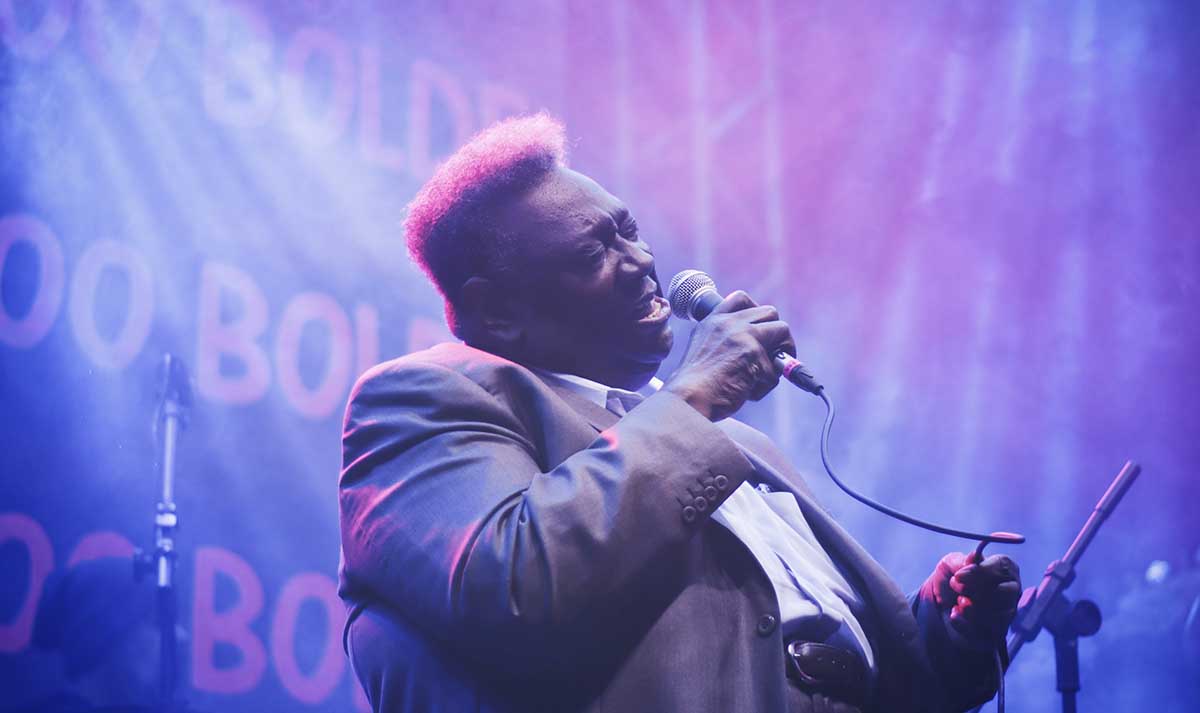 Começa a venda de ingressos para o evento “100 anos de B.B. King” em Curitiba