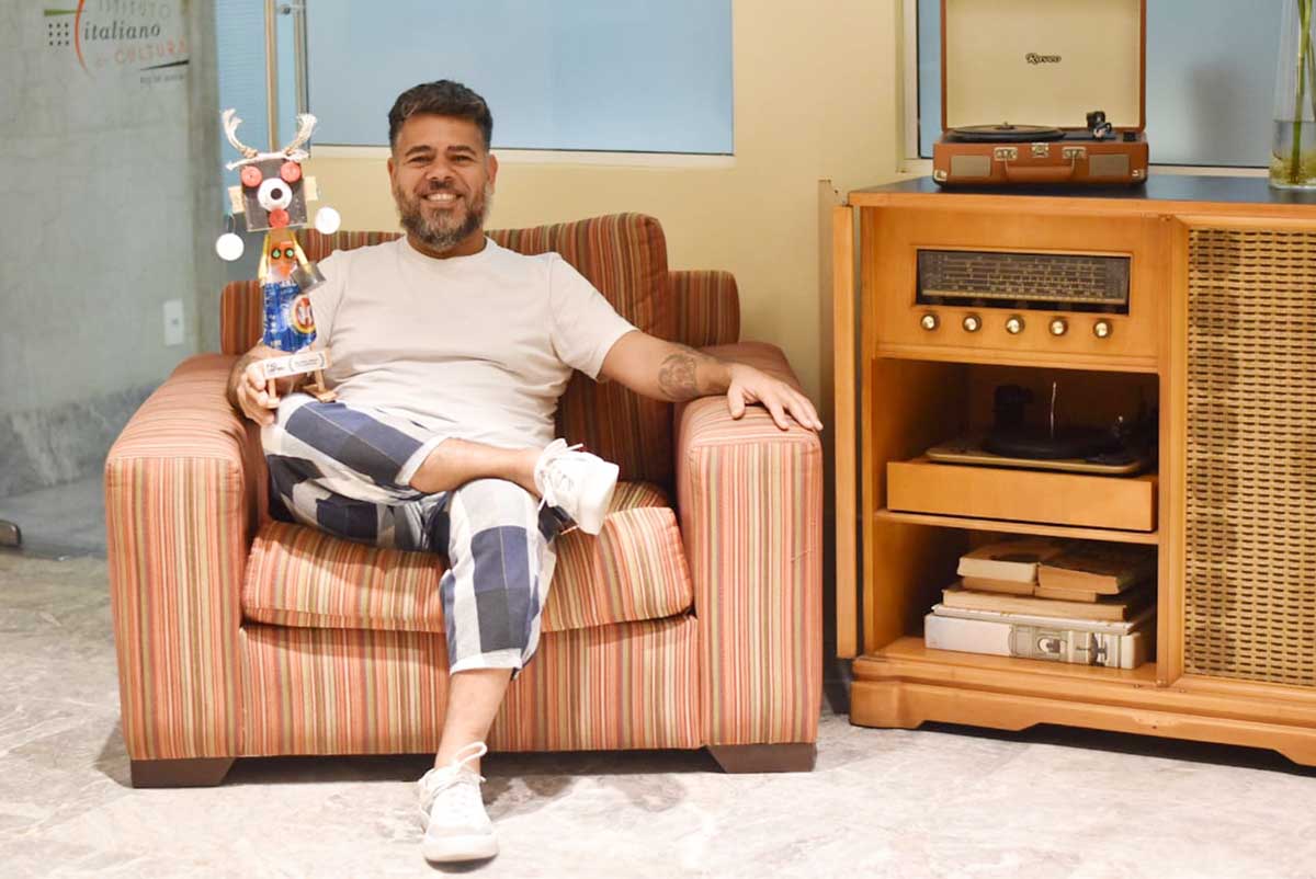 "Nem Toda História de Amor Acaba em Morte" leva prêmio de Melhor Filme no Festival Rio LGBTQIA+ "Nem Toda História de Amor Acaba em Morte" leva prêmio de Melhor Filme no Festival Rio LGBTQIA+