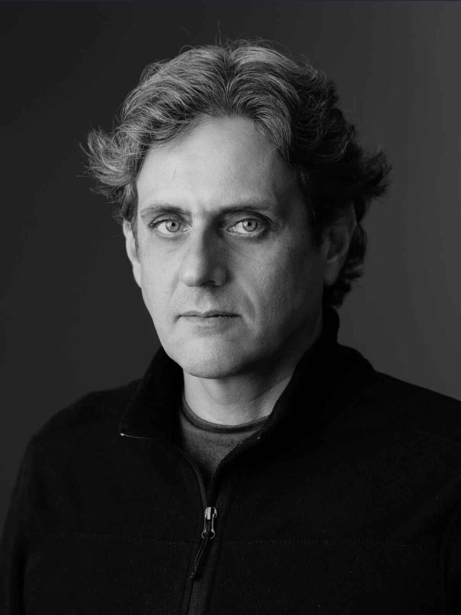 Mais de duas décadas de estudos do pesquisador Fabiano Schroden indicam possíveis rotas asiáticas até o Brasil e a caminhada sagrada dos Guarani-Mbya Mais de duas décadas de estudos do pesquisador Fabiano Schroden indicam possíveis rotas asiáticas até o Brasil e a caminhada sagrada dos Guarani-Mbya