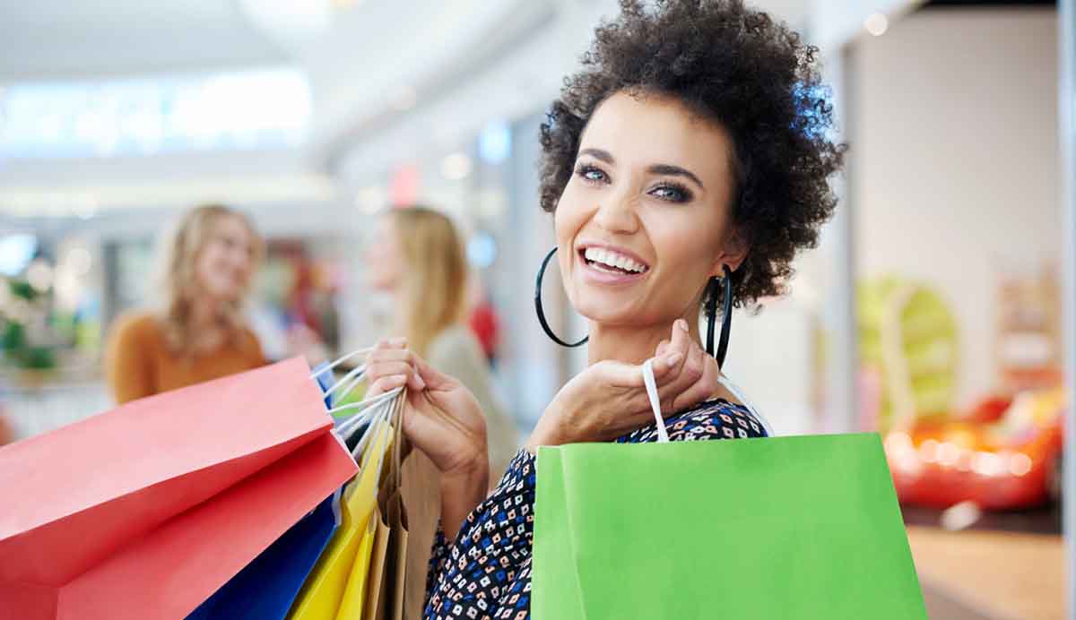 Black Friday consciente: 5 dicas para aproveitar as promoções sem comprometer o orçamento Black Friday consciente: 5 dicas para aproveitar as promoções sem comprometer o orçamento