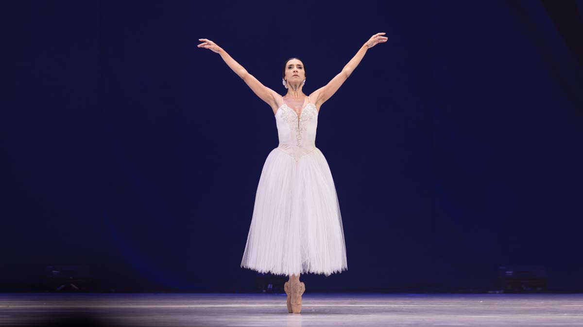 Ballet clássico Giselle tem apresentações no Teatro Guaíra com participação de Ana Botafogo Ballet clássico Giselle tem apresentações no Teatro Guaíra com participação de Ana Botafogo
