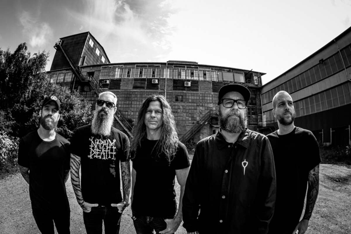 In Flames desembarca no Brasil para shows em São Paulo e Curitiba In Flames desembarca no Brasil para shows em São Paulo e Curitiba