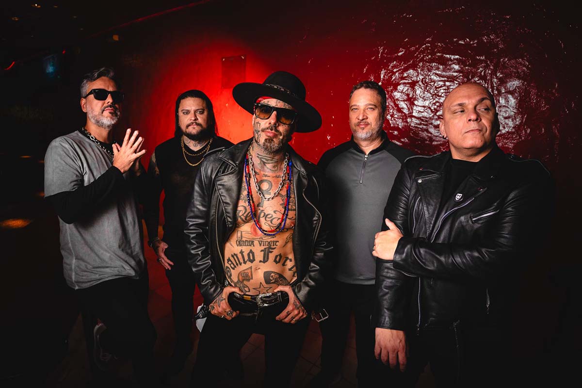 Detonautas abre vendas para show da turnê “Rádio Love Nacional” em Curitiba