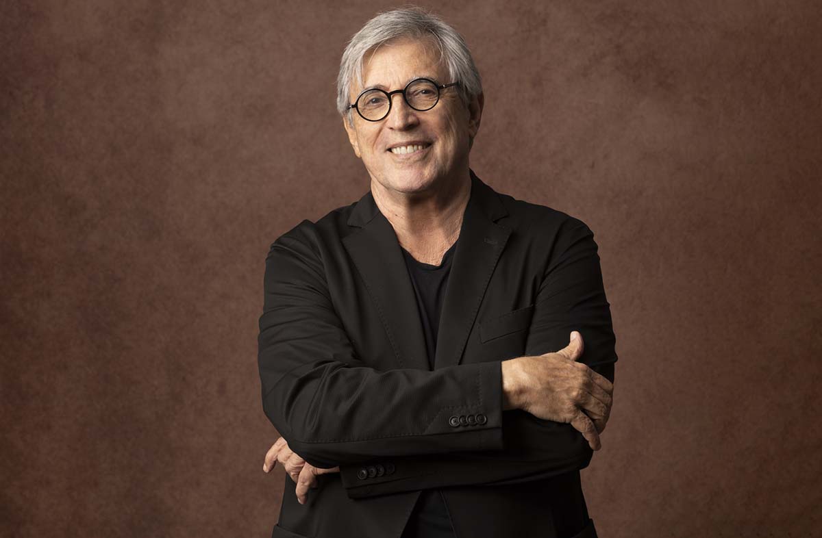 Ivan Lins vem a Curitiba com show em comemoração aos seus 80 anos Ivan Lins vem a Curitiba com show em comemoração aos seus 80 anos