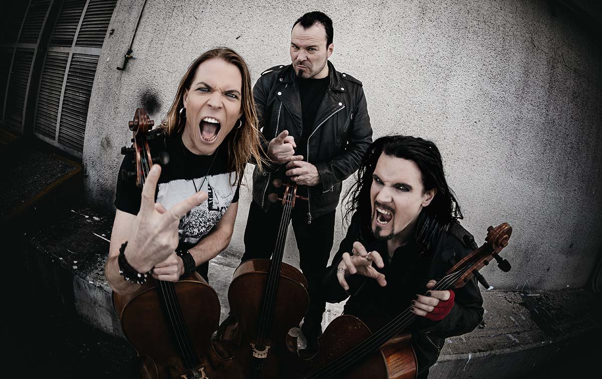 Apocalyptica resgata relação do Metallica com a orquestra em show em Curitiba