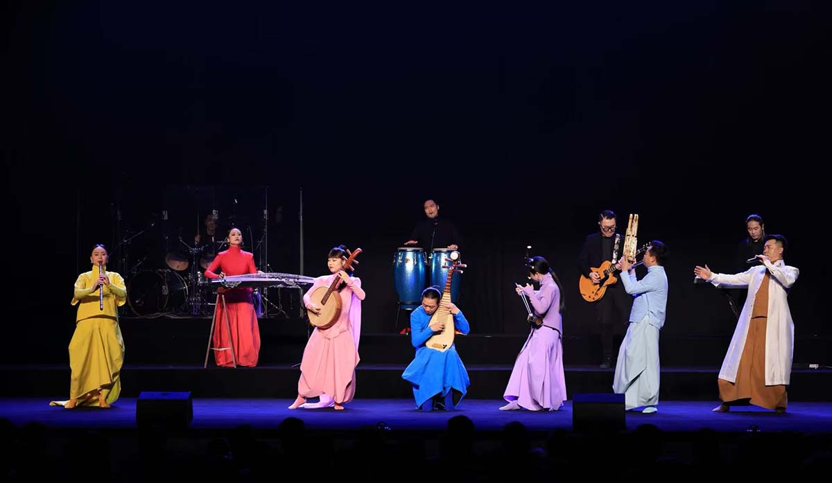 Orquestra Chinesa de Shangai se apresenta em Curitiba