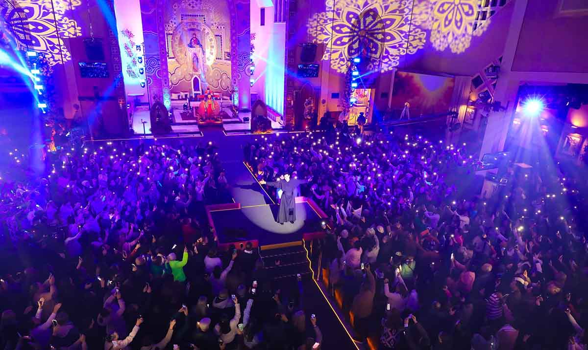 Com programações religiosa e cultural, XI Festa de Jesus das Santas Chagas atrai fiéis de todo país a Curitiba Com programações religiosa e cultural, XI Festa de Jesus das Santas Chagas atrai fiéis de todo país a Curitiba