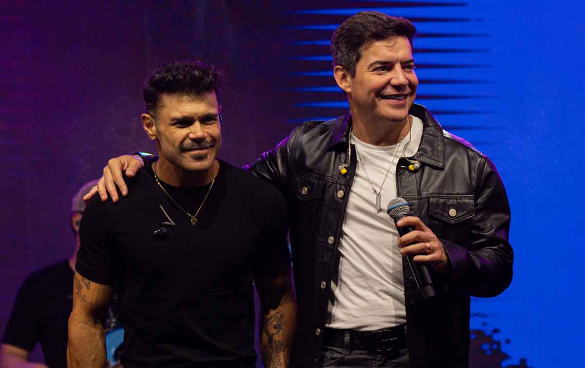 Confira os espetáculos que a Plateia Oficial preparou para o fim de semana em Curitiba Confira os espetáculos que a Plateia Oficial preparou para o fim de semana em Curitiba