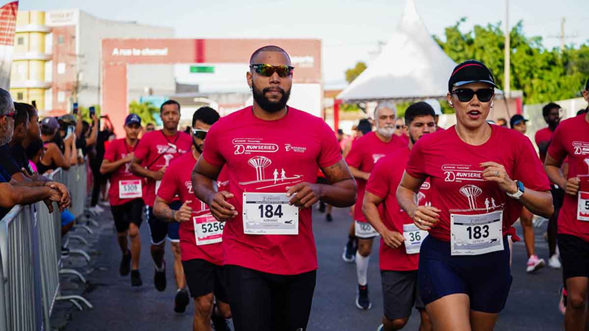 Esporte e bem-estar marcam a véspera de feriado em Curitiba com etapa de corrida de rua