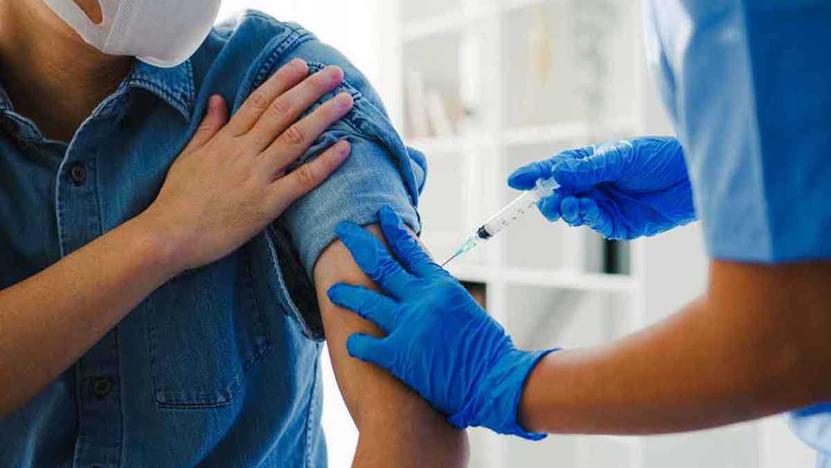 Médica explica por que o monitoramento de vírus respiratórios deve continuar no Paraná