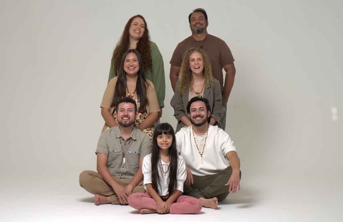 "Canto da Terra" leva música, sustentabilidade e ancestralidade indígena a três palcos de Curitiba "Canto da Terra" leva música, sustentabilidade e ancestralidade indígena a três palcos de Curitiba